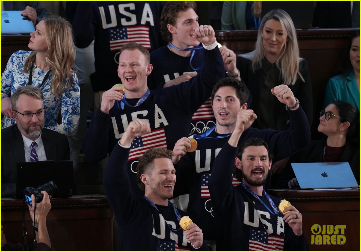 donald trump praises us mens hockey team at state of the union 025285830