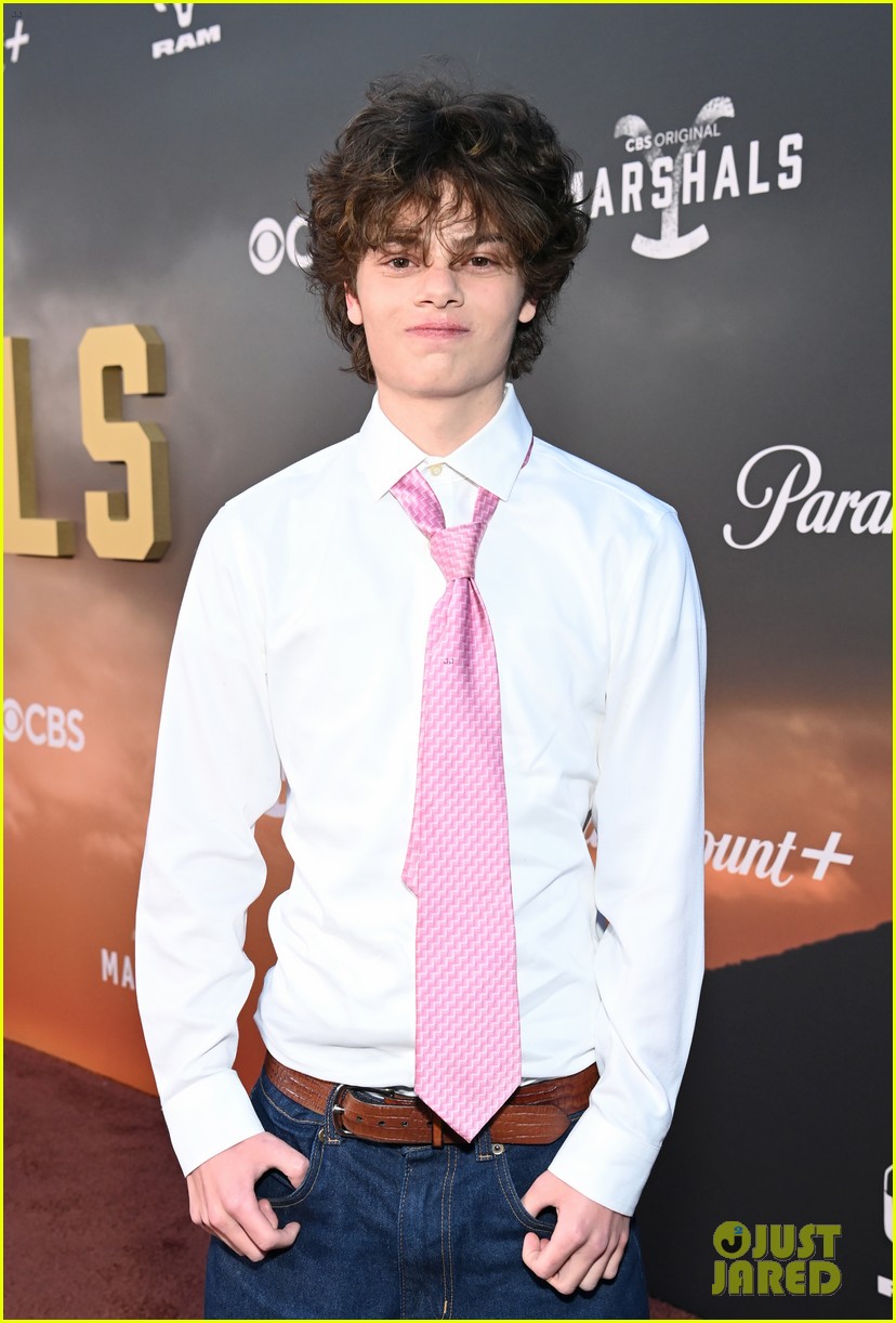 luke grimes arielle kebbel more attend marshals premiere 265285914