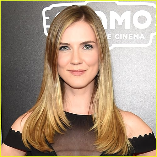 Sara Canning net worth ranked among The Vampire Diaries cast